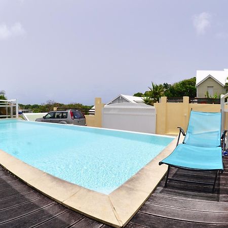 Petit Havre De Paix - Piscine Et Plage A Pied Le Gosier  Kültér fotó