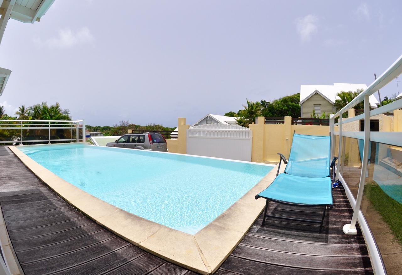 Petit Havre De Paix - Piscine Et Plage A Pied Le Gosier  Kültér fotó