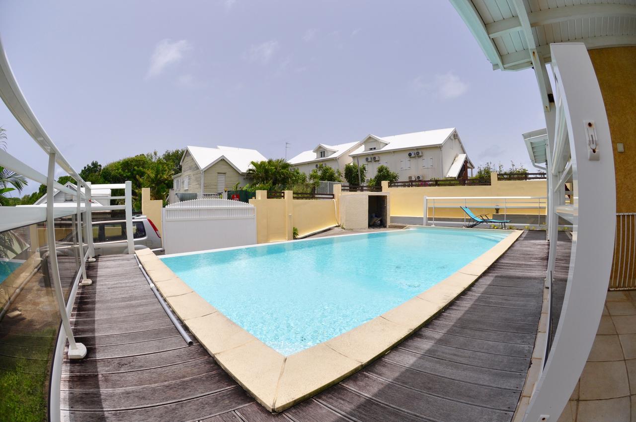 Petit Havre De Paix - Piscine Et Plage A Pied Le Gosier  Kültér fotó